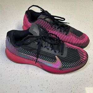 Nike Court Air Zoom Vapor 11 Black Firebery Pink Womens 9